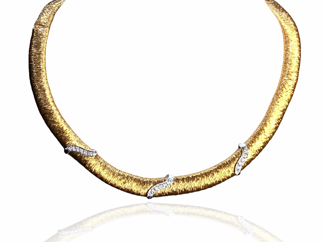 750207C8-6C69-417A-B89B-E33448DC6613_1_201_a necklace